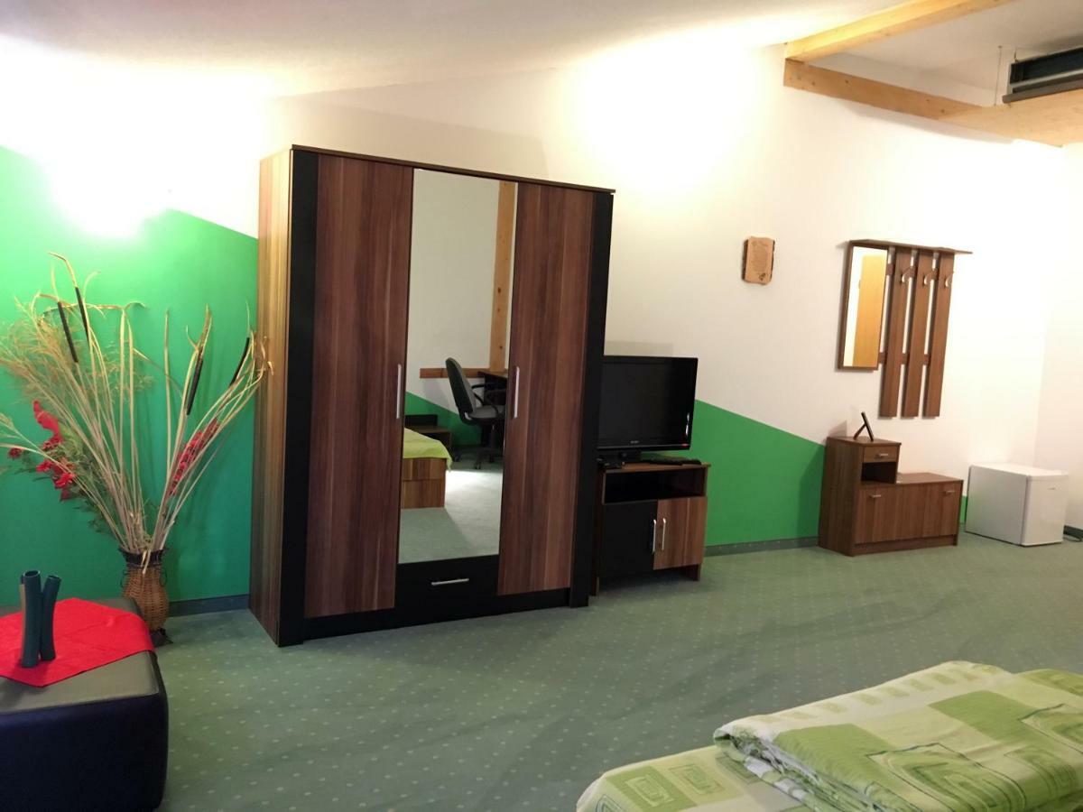 Ranch Robert Hotel Dudestii Noi Zewnętrze zdjęcie